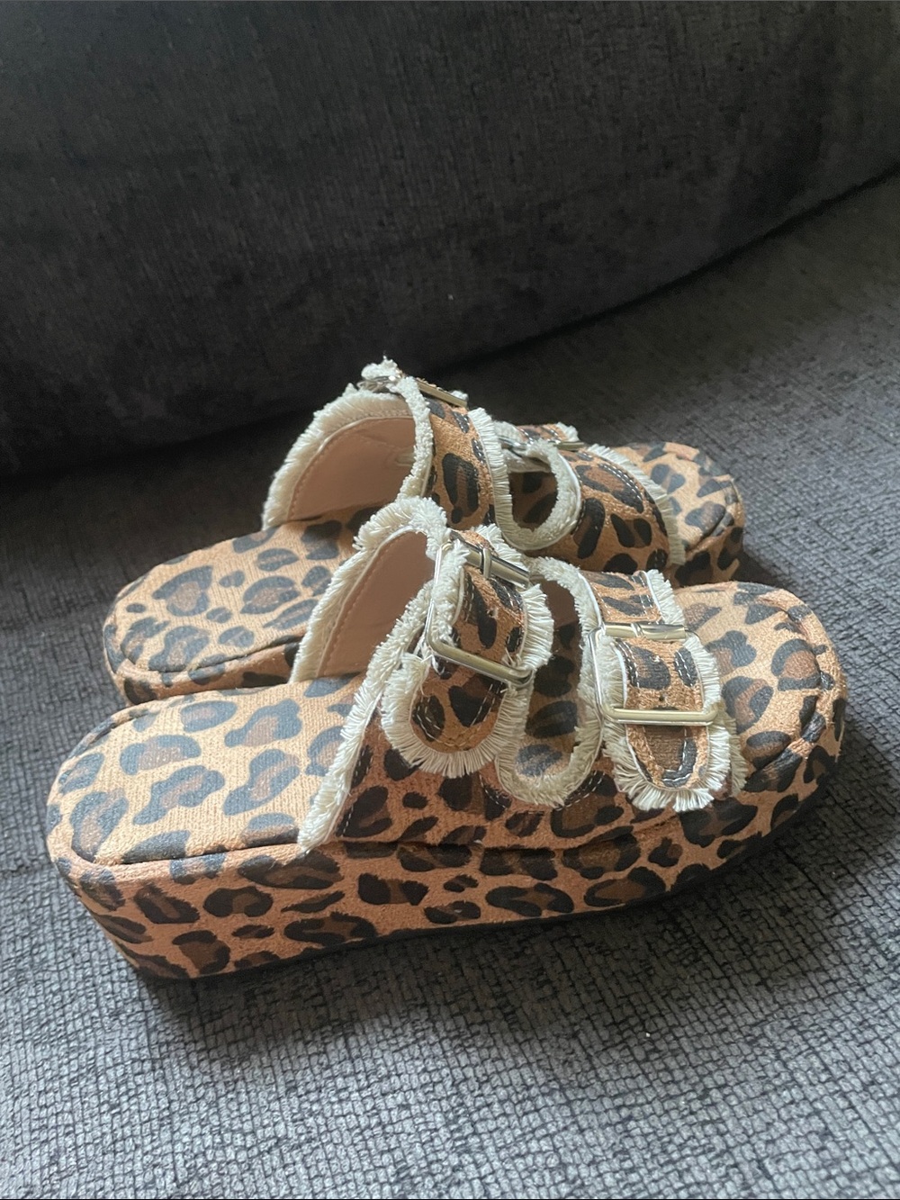 Leopard Sandals - Picture 6 of 7